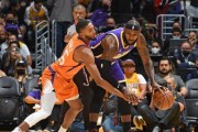 湖人在NBA常规赛中的得分排行榜（揭秘湖人队员在常规赛中的得分能力与突出表现）