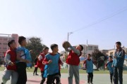 小学篮球中的防守策略（提升防守能力，做篮球之壁）