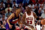 NBA单场50分次数排行榜（揭秘历史上最耀眼的得分表演，科比成就霸业）