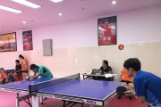 乒乓球内行的黄金技巧（揭秘乒乓球高手的训练秘籍，助你提高球技）