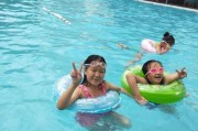 小学生游泳技巧训练（掌握游泳技巧，小学生快乐畅游）