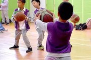 篮球防守的关键（探秘防守动作中的技术要点与训练方法）