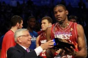 揭秘NBA因伤被毁球员（伤病残酷，荣光终结，职业生涯尽头，噩梦成真）