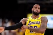 NBA历史排行榜（揭晓NBA历史上最伟大的球员和关键因素）