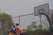探讨打篮球防守最佳位置（揭秘防守位置的关键要素）