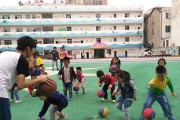 幼儿园篮球防守目标的重要性（培养幼儿园孩子的协作和身体素质）