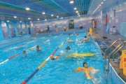 女生学游泳技巧的快速方法（掌握技巧、提高效率，女生游泳的秘诀大公开！）