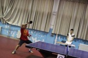 乒乓球右曲球的技术与策略（掌握右曲球，成为乒乓球场上的高手）