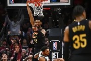 NBA西部球队排行榜前十名（西部豪强争霸，梦之队再度崛起）
