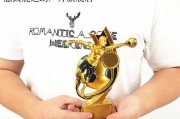 掌握足球进门扑救技巧的绝佳方法（提高进门扑救能力，成为顶级守门员的秘诀）