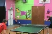 乒乓球准备动作的技巧与要点（从身体姿势到球拍握持，打造完美的准备动作）